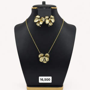 Floral Gold and Black Jewelry Set